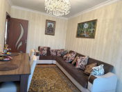 Satılır 3 otaqlı 80 m2 köhnə tikili Neapol dairəsi