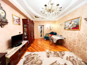 Satılır 3 otaqlı 100 m2 yeni tikili Əhmədli m.