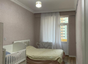 Satılır 2 otaqlı 72 m2 yeni tikili Saray