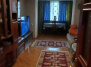 Satılır 3 otaqlı 90 m2 köhnə tikili Gənclik m.