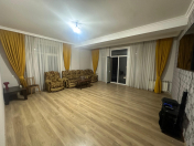 Satılır 3 otaqlı 114 m2 yeni tikili 28 May m.