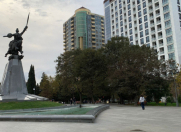 Satılır 3 otaqlı 103 m2 yeni tikili 28 May m.