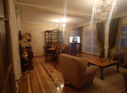 Satılır 5 otaqlı 120 m2 köhnə tikili 8 mkr