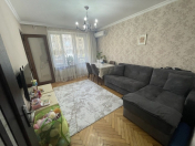 Satılır 2 otaqlı 50 m2 köhnə tikili Elmlər Akademiyası m.