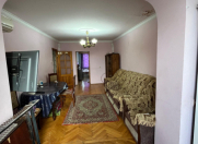 Satılır 3 otaqlı 70 m2 köhnə tikili 8 km