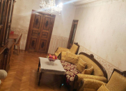 Satılır 4 otaqlı 110 m2 köhnə tikili 8 mkr