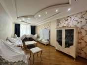 Satılır 4 otaqlı 172 m2 yeni tikili Gənclik m.