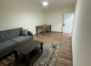 İcarəyə verilir 3 otaqlı 70 m2 köhnə tikili Şah İsmayıl Xətai m.