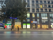 İcarəyə verilir 3 otaqlı 125 m2 obyekt 8 Noyabr m.