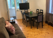 Satılır 2 otaqlı 45 m2 köhnə tikili Gənclik m.