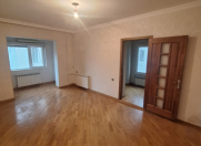 Satılır 2 otaqlı 45 m2 köhnə tikili Azadlıq prospekti m.
