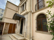 Satılır 4 otaqlı 225 m2 villa Masazır