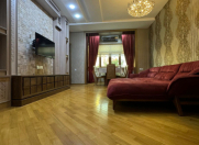 Satılır 3 otaqlı 80 m2 köhnə tikili Qara Qarayev m.