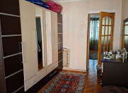 Satılır 3 otaqlı 75 m2 köhnə tikili İnşaatçılar m.