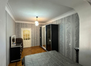 Satılır 3 otaqlı 65 m2 köhnə tikili Qara Qarayev m.