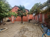 Satılır 4 otaqlı 5 m2 həyət evi Biləcəri