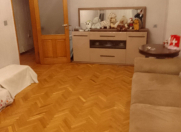 Satılır 3 otaqlı 90 m2 köhnə tikili Səbail r.