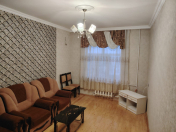 İcarəyə verilir 2 otaqlı 60 m2 köhnə tikili Y.Günəşli