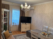 Satılır 3 otaqlı 100 m2 köhnə tikili Əhmədli m.