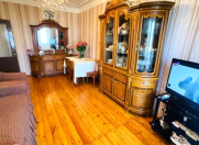 Satılır 4 otaqlı 120 m2 köhnə tikili İnşaatçılar m.