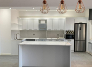 Satılır 5 otaqlı 215 m2 yeni tikili İçəri Şəhər m.