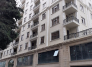 Satılır 4 otaqlı 235 m2 yeni tikili Nəriman Nərimanov m.