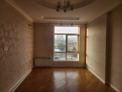 Satılır 2 otaqlı 52 m2 yeni tikili 8 Noyabr m.