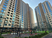 Satılır 3 otaqlı 121 m2 yeni tikili 28 May m.