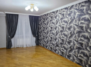 Satılır 2 otaqlı 82 m2 köhnə tikili Bakıxanov