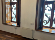 İcarəyə verilir 3 otaqlı 100 m2 ofis İçəri Şəhər m.