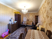 Satılır 2 otaqlı 65 m2 köhnə tikili Əhmədli m.