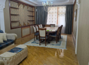 Satılır 4 otaqlı 142 m2 yeni tikili 28 May m.