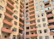 Satılır 2 otaqlı 75 m2 yeni tikili Əhmədli m.