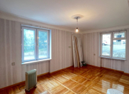 Satılır 1 otaqlı 35 m2 köhnə tikili Elmlər Akademiyası m.