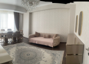 Satılır 3 otaqlı 100 m2 yeni tikili 20 yanvar m.