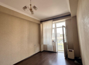 Satılır 3 otaqlı 85 m2 yeni tikili İnşaatçılar m.