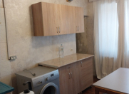 Satılır 4 otaqlı 120 m2 köhnə tikili Gənclik m.