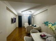 Satılır 3 otaqlı 165 m2 yeni tikili 28 May m.