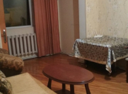 İcarəyə verilir 2 otaqlı 50 m2 köhnə tikili Gənclik m.