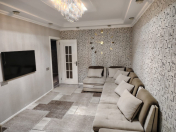 Satılır 3 otaqlı 75 m2 köhnə tikili Həzi Aslanov m.