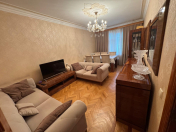 Satılır 3 otaqlı 85 m2 köhnə tikili Həzi Aslanov m.