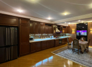 Satılır 5 otaqlı 215 m2 yeni tikili Nəsimi r.