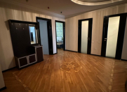 İcarəyə verilir 3 otaqlı 105 m2 yeni tikili İnşaatçılar m.