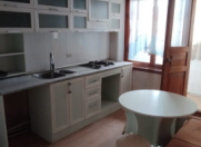 Satılır 2 otaqlı 70 m2 köhnə tikili 9 mkr