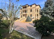 Satılır 6 otaqlı 650 m2 villa 6 mkr