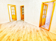 Satılır 2 otaqlı 60 m2 köhnə tikili Memar Əcəmi m.