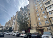 Satılır 3 otaqlı 80 m2 köhnə tikili Xalqlar Dostluğu m.