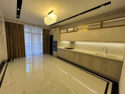 Satılır 4 otaqlı 176 m2 yeni tikili Nəriman Nərimanov m.