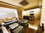 Satılır 4 otaqlı 200 m2 yeni tikili Sahil m.