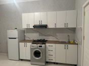 İcarəyə verilir 2 otaqlı 77 m2 yeni tikili Saray